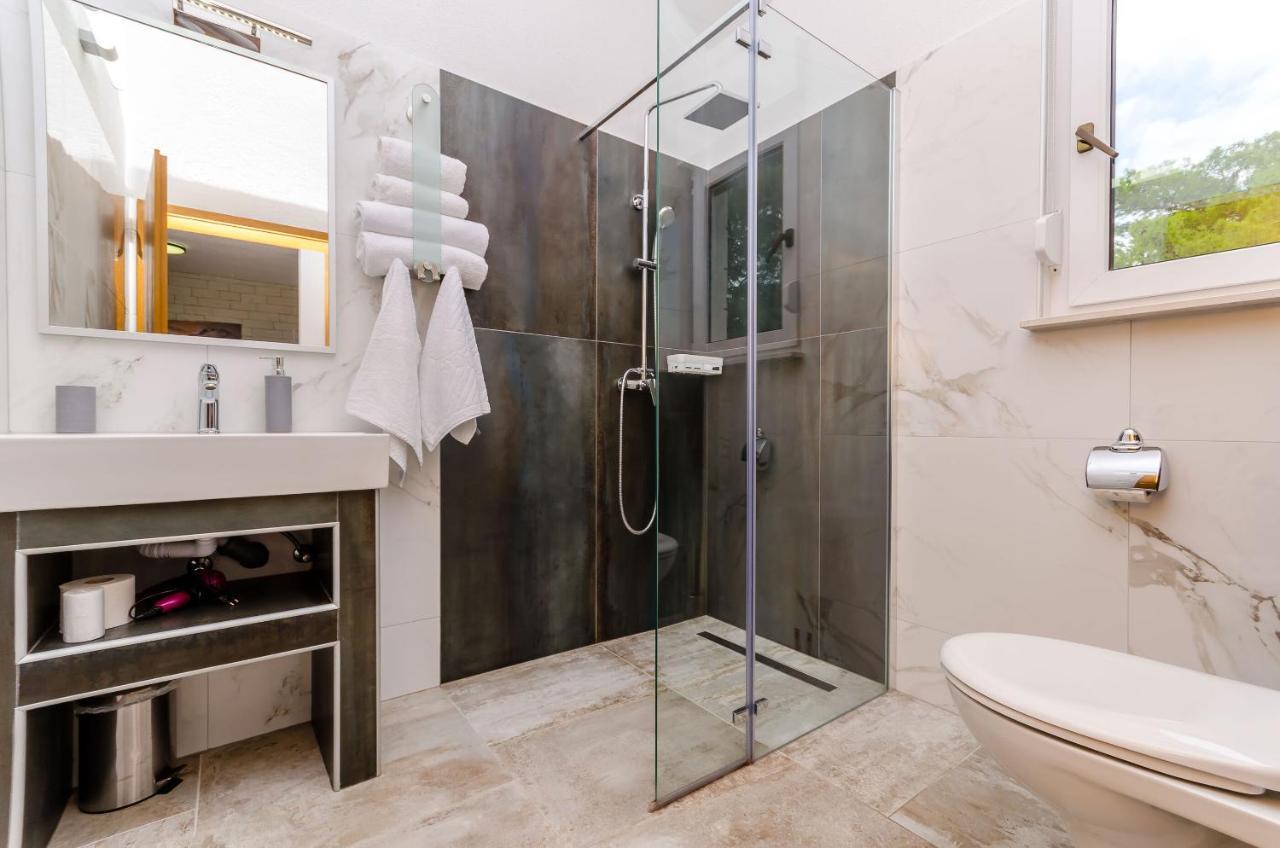 Apartments Marina Трогир Екстериор снимка