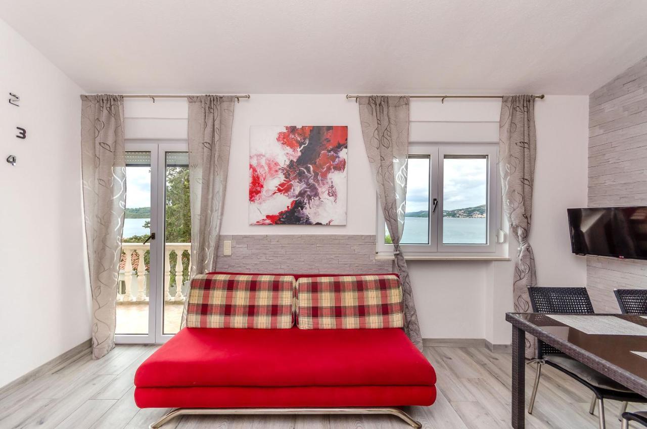 Apartments Marina Трогир Екстериор снимка